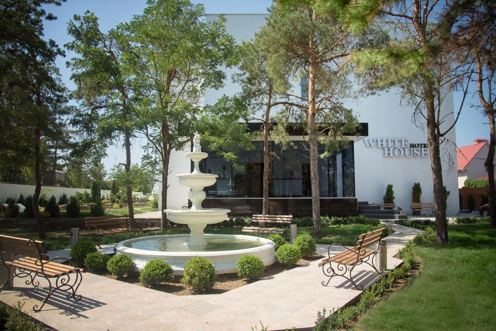 Hotel White House Brg Koblevo Exterior photo