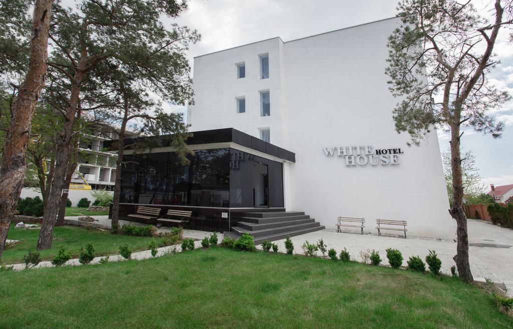 Hotel White House Brg Koblevo Exterior photo